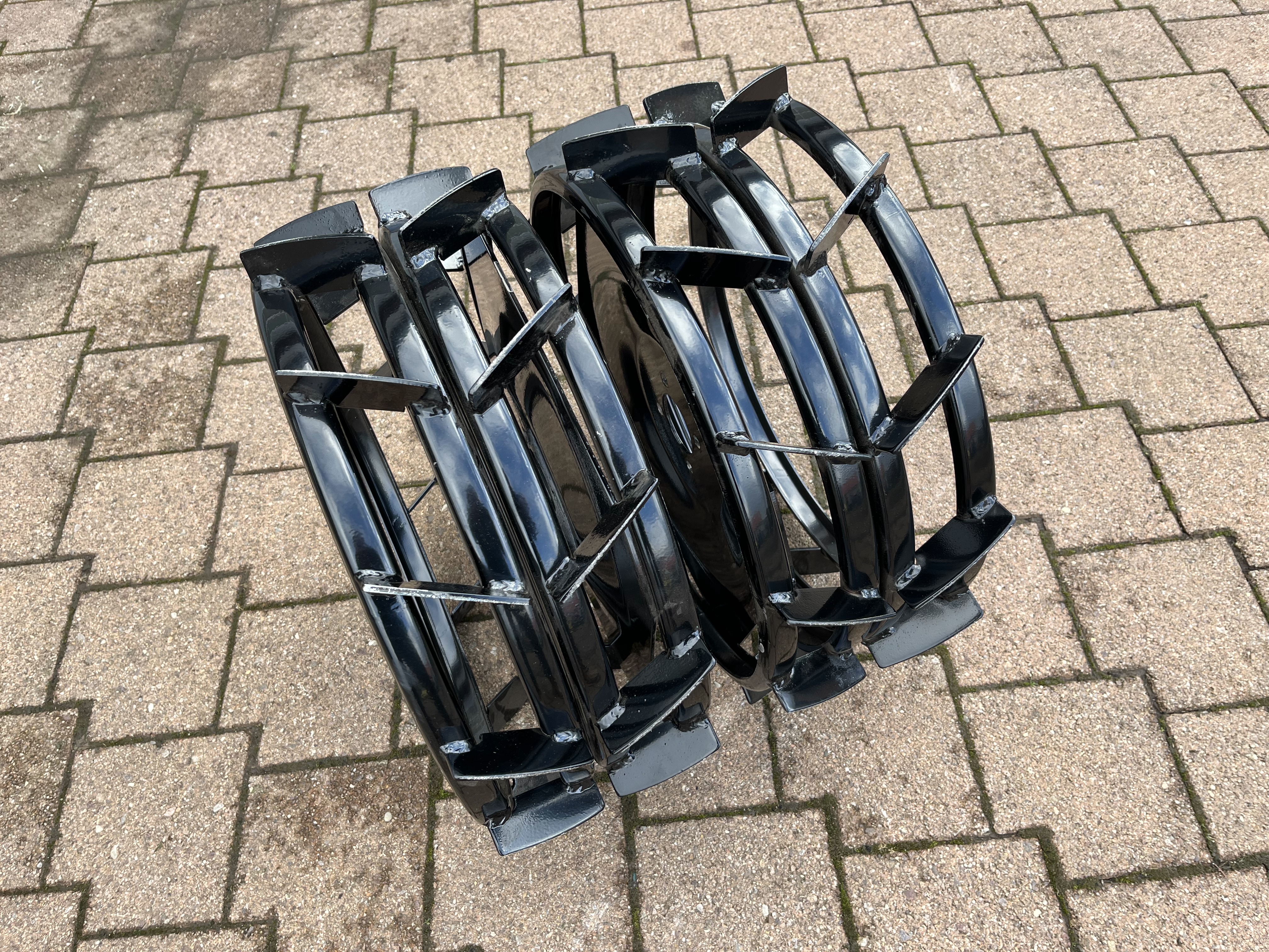 Eisenräder 410 mm doppelt