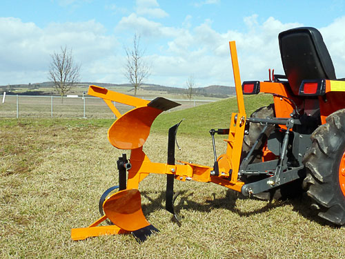 anbaugeraete-traktoren-pfluege-drehpfluege-einschar-drehpflug-25-cm-mit-rad-kokotech-_2