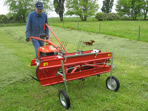 anbaugeraete-einachser-heuwender-hwe-14-kokotech-_11