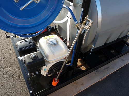 aufbauspritzen-aufbauspritze-mit-300-liter-tank-kokotech-_9