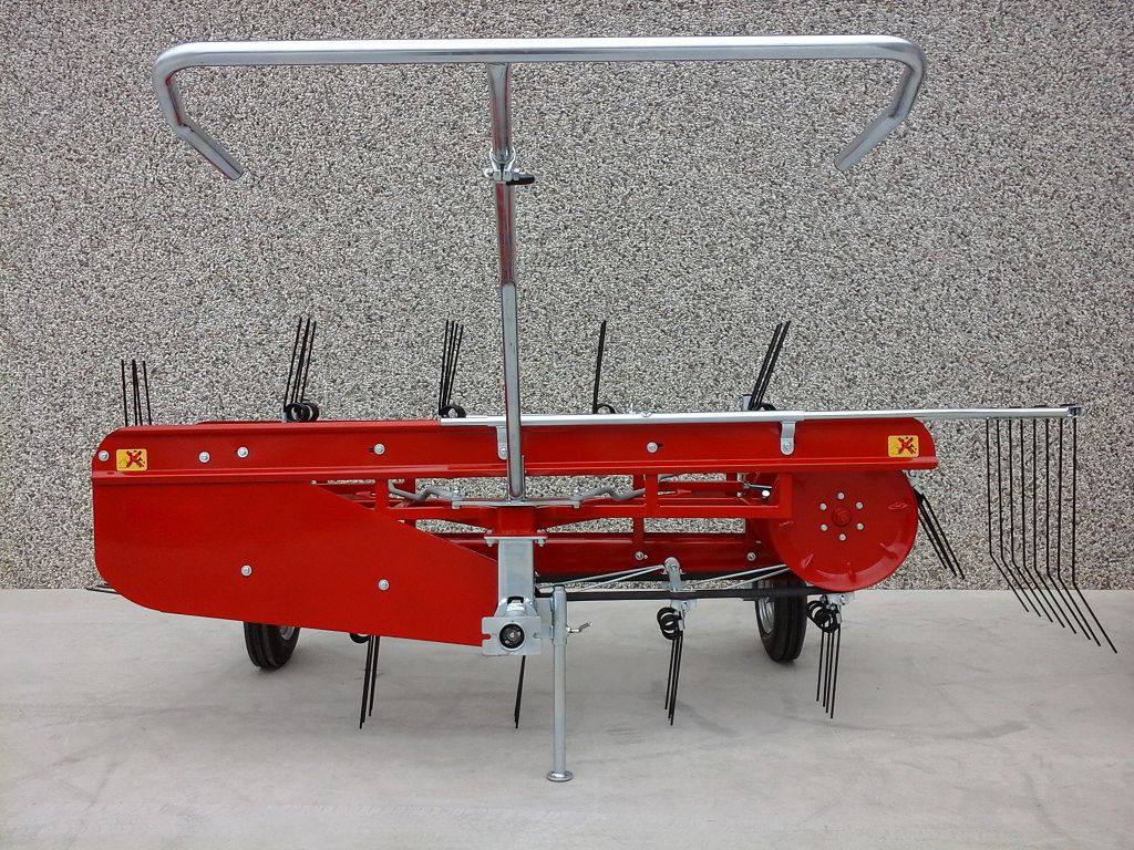 heuwender-einachser-01