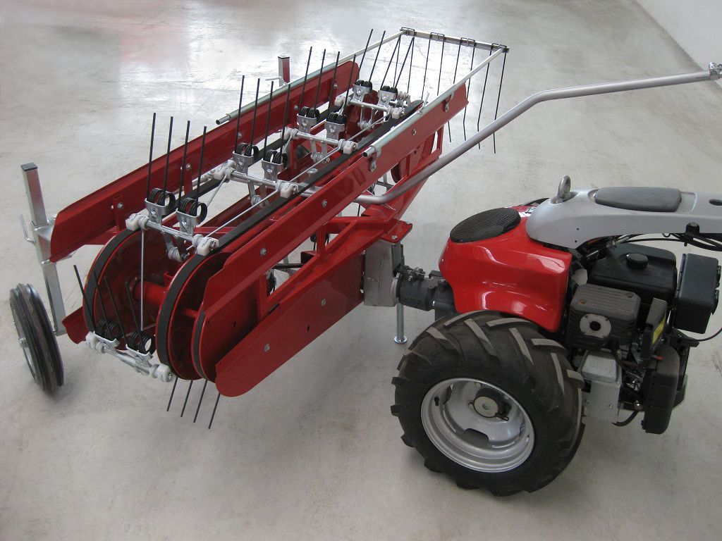 heuwender-einachser-06 Heuwender HWE-PRO für Einachser | 125 - 185 cm | Profi-Serie