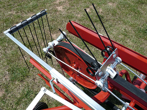 anbaugeraete-einachser-heuwender-hwe-14-kokotech-_6