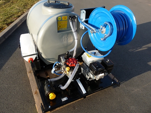 aufbauspritzen-aufbauspritze-mit-300-liter-tank-kokotech-_2