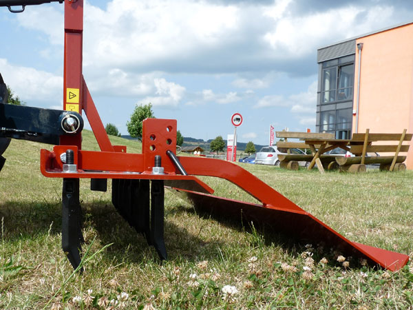 anbaugeraete-traktoren-reitplatzplaner-190-cm-kokotech-_10