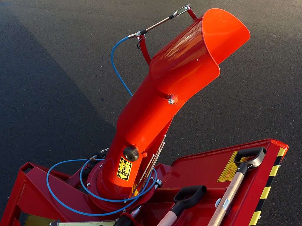 schneefraese-traktor-doppelstufe-07