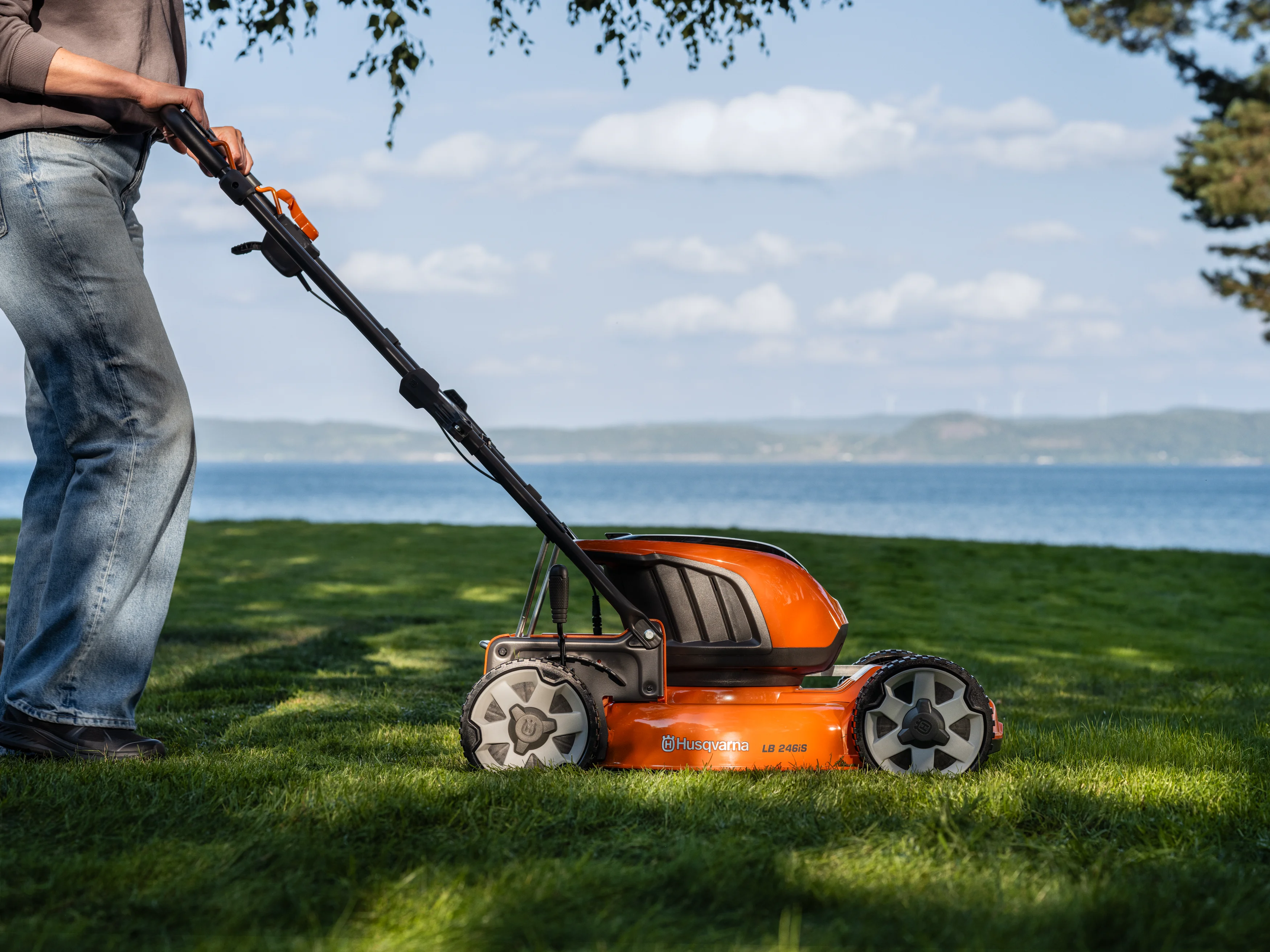Rasenmäher Husqvarna LB 246iS