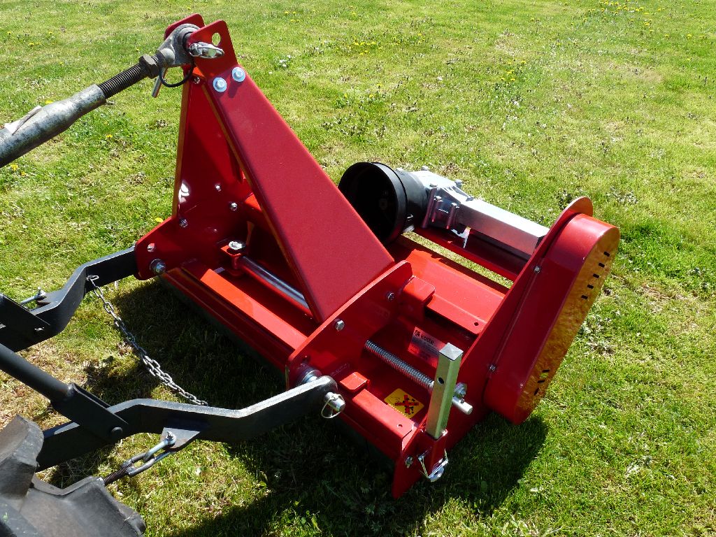 k-p1150713 Maschine ausgestattet mit manuellem Seitenverschub