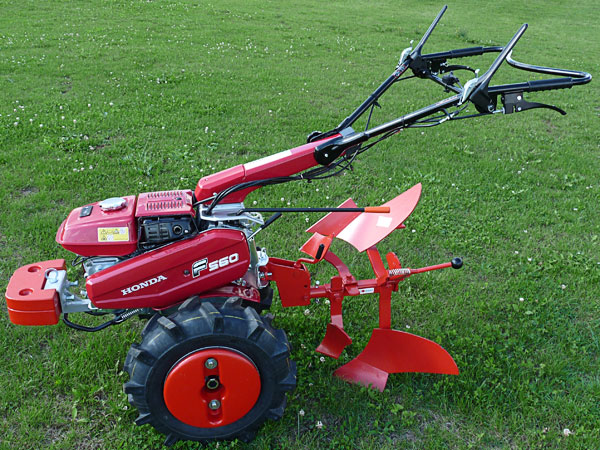 Honda F560 inkl. Winkeldrehpflug