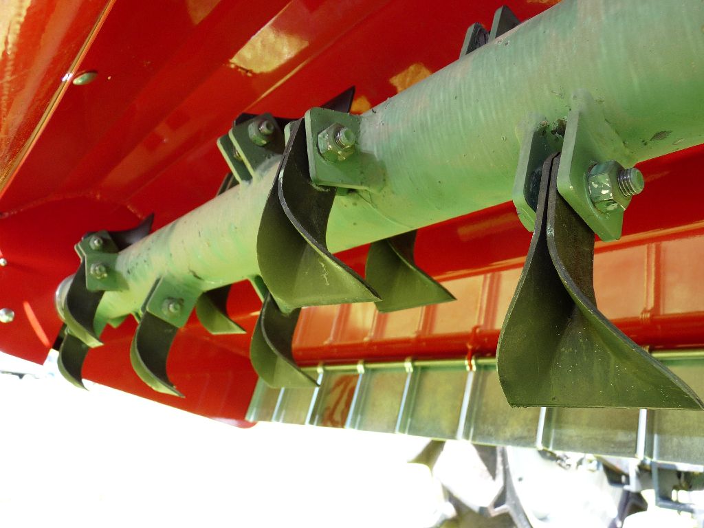 k-p1150721 optional mögliche Feinschnitt Bechermesser